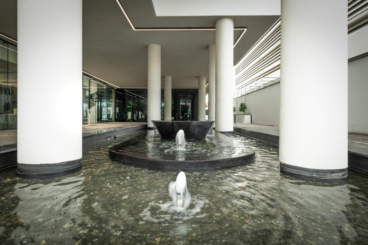 Reserved Suites Illovo Йоханнесбург Экстерьер фото