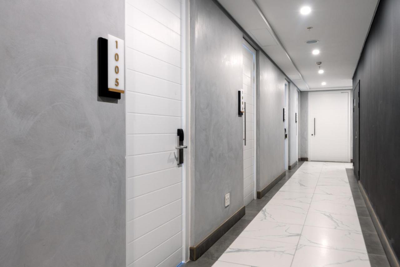 Reserved Suites Illovo Йоханнесбург Экстерьер фото